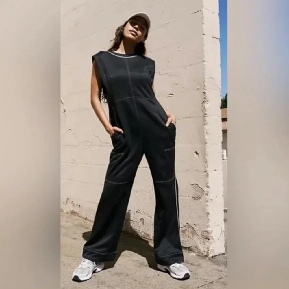 Free People Movement Onesie XS
NWOT black
